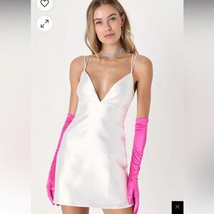 Lulu’s white dress